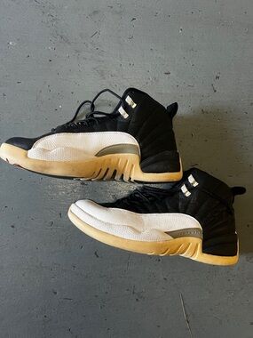 Jordan 12 Retro Playoffs 2022 Men's Black/White High Top Basketball Sneaker